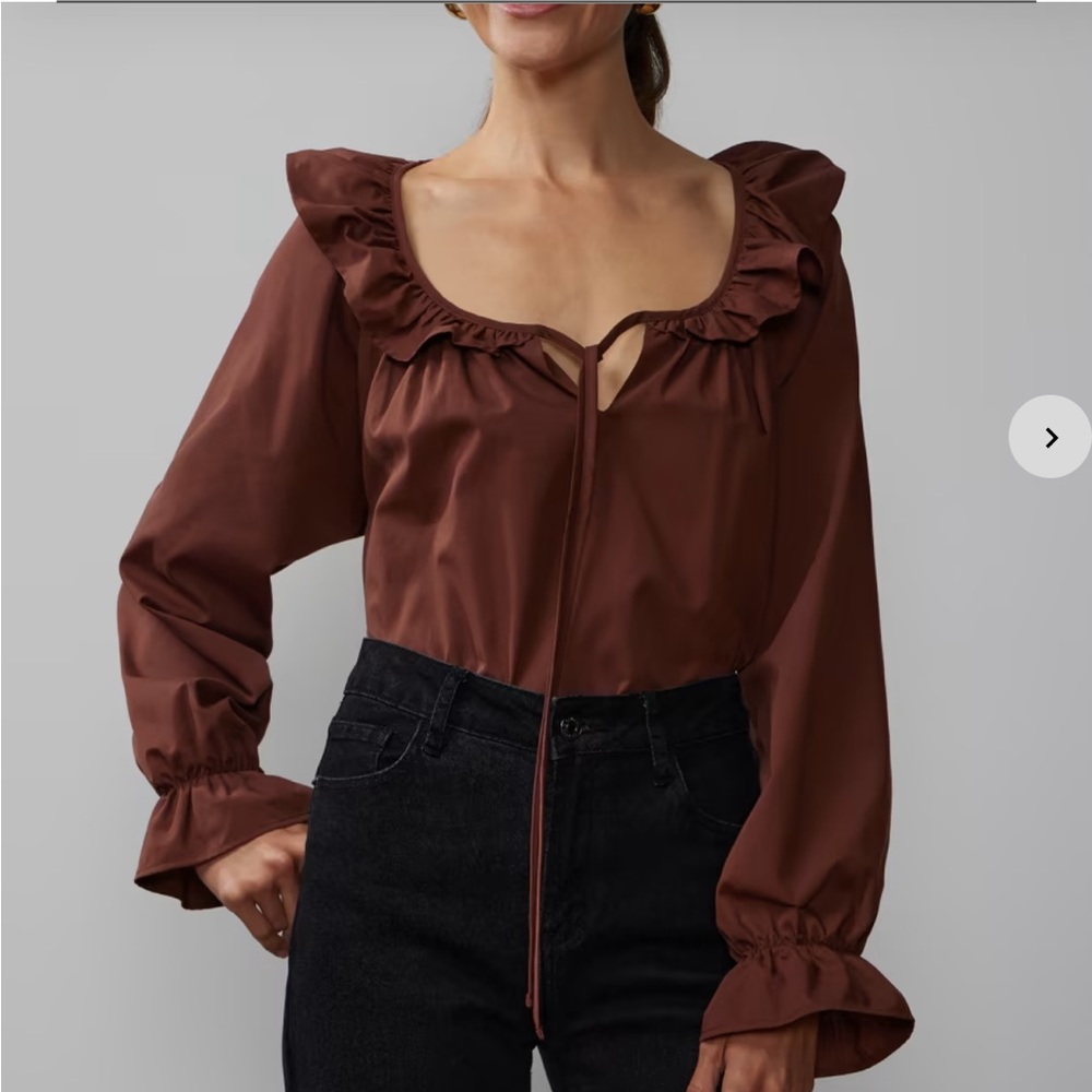 Long Sleeve Scoop Neck Top